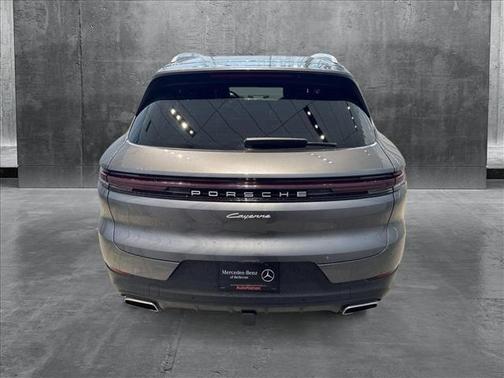 2024 Porsche Cayenne AWD