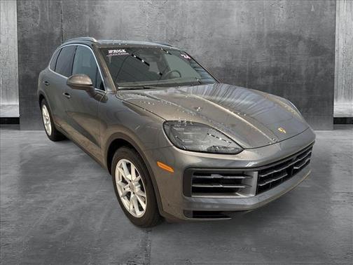 2024 Porsche Cayenne AWD