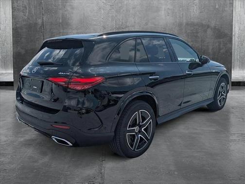 2025 Mercedes-Benz GLC 350e Base