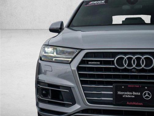 Florett Silver Metallic 2019 Audi Q7 55 Premium Plus