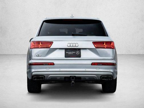 Florett Silver Metallic 2019 Audi Q7 55 Premium Plus