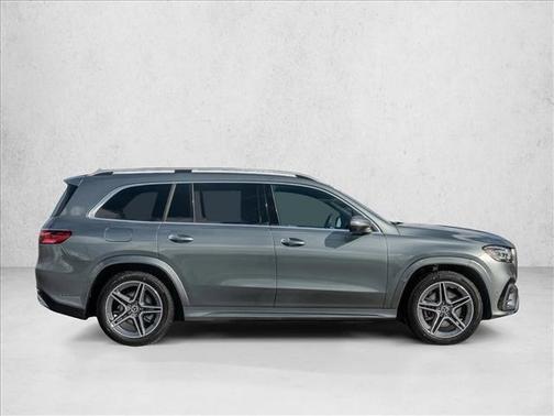2025 Mercedes-Benz GLS 450 4MATIC