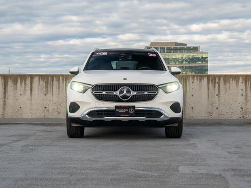 Polar White 2026 Mercedes-Benz GLC 300 4MATIC