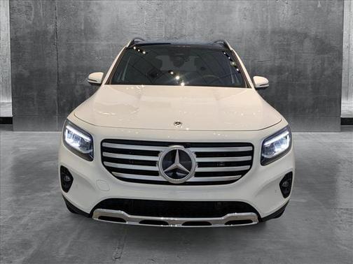 2025 Mercedes-Benz GLB 250 4MATIC