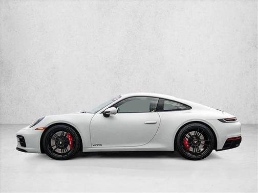 2022 Porsche 911 Carrera GTS