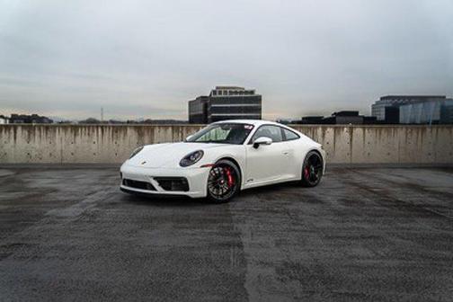 2022 Porsche 911 Carrera GTS