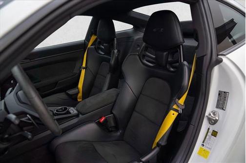 2022 Porsche 911 Carrera GTS