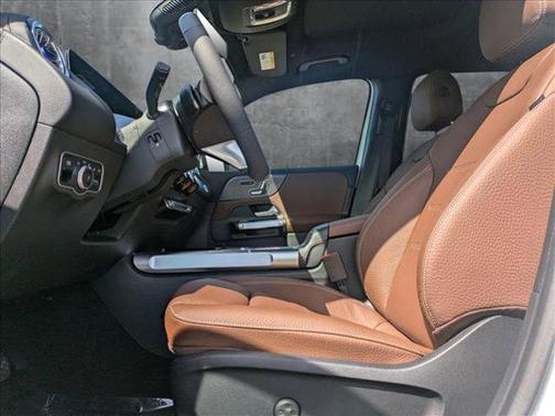 2025 Mercedes-Benz GLB 250 4MATIC