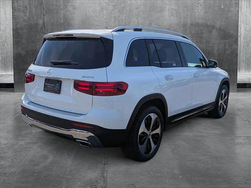 2025 Mercedes-Benz GLB 250 4MATIC
