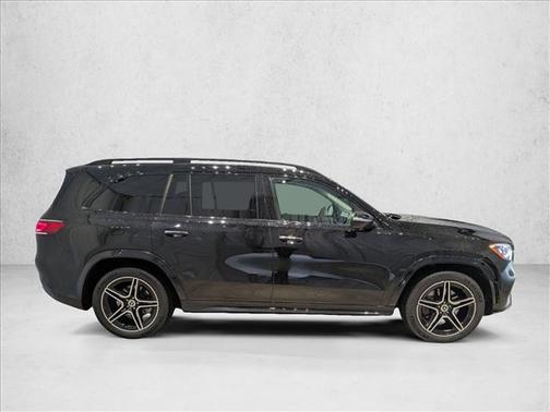 2023 Mercedes-Benz GLS 450 4MATIC