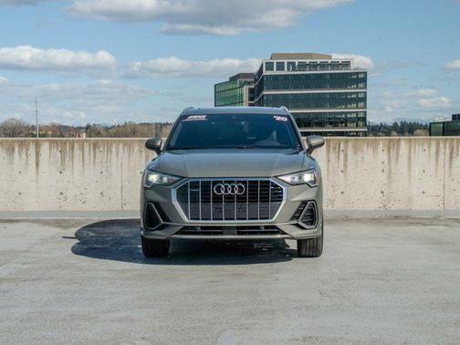 Chronos Gray Metal 2020 Audi Q3 45 S line Premium
