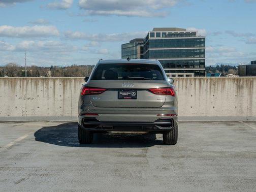 Chronos Gray Metal 2020 Audi Q3 45 S line Premium