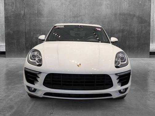 2018 Porsche Macan Base