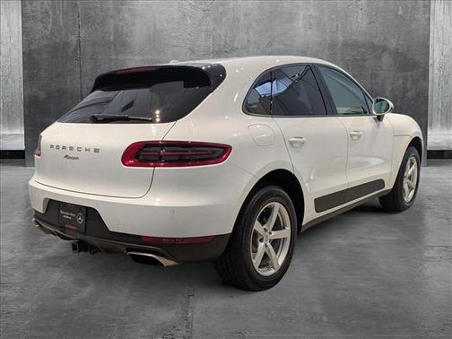 2018 Porsche Macan Base