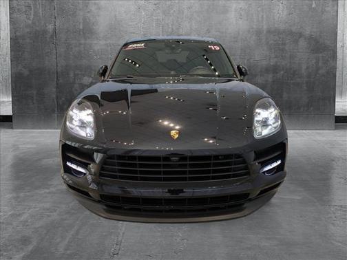 2019 Porsche Macan Base