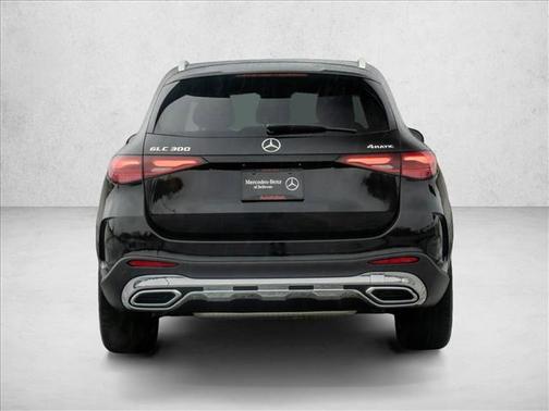 2026 Mercedes-Benz GLC 300 4MATIC