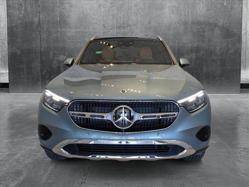 2025 Mercedes-Benz GLC 350e Base