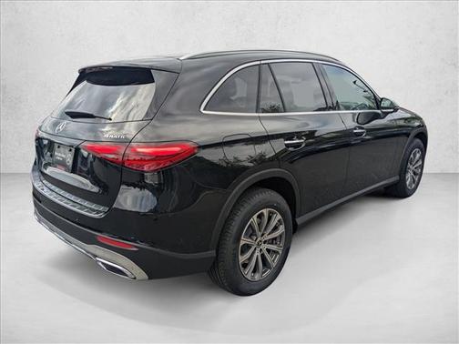 2025 Mercedes-Benz GLC 300 4MATIC