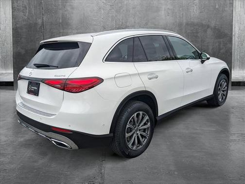 2025 Mercedes-Benz GLC 300 4MATIC
