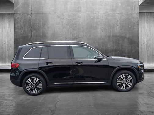 2025 Mercedes-Benz GLB 250 4MATIC