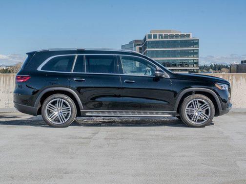 2026 Mercedes-Benz GLS 450 4MATIC