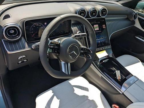 2025 Mercedes-Benz GLC 350e Base