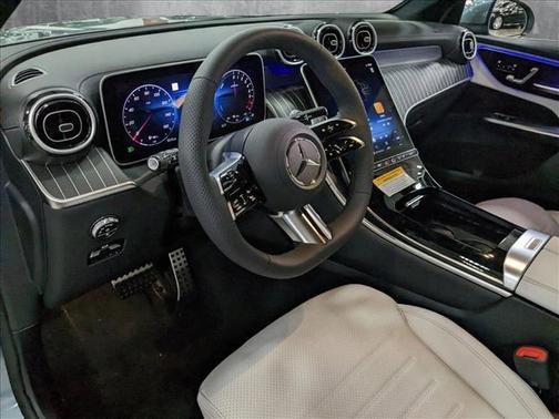 2025 Mercedes-Benz GLC 350e Base