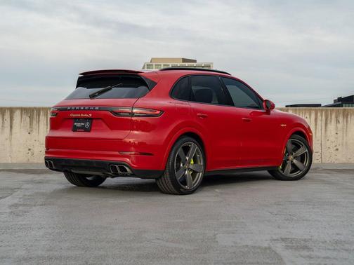 Red 2022 Porsche Cayenne Cayenne Turbo S E-Hybrid