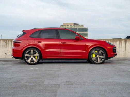 Red 2022 Porsche Cayenne Cayenne Turbo S E-Hybrid