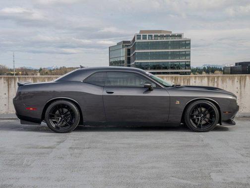Granite Pearlcoat 2021 Dodge Challenger R/T Scat Pack
