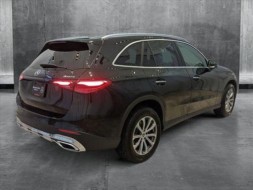 2025 Mercedes-Benz GLC 300 4MATIC