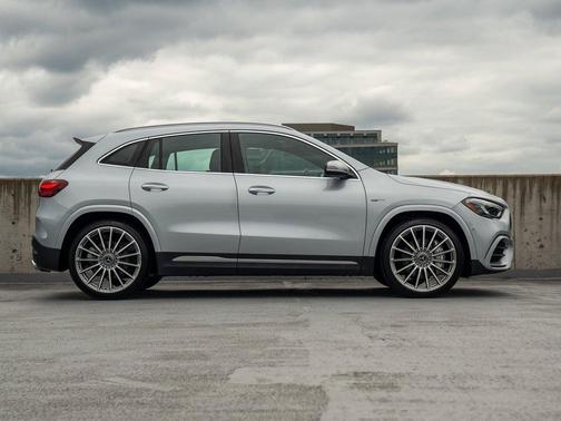 Cirrus Silver Metallic 2025 Mercedes-Benz AMG GLA 35 4MATIC