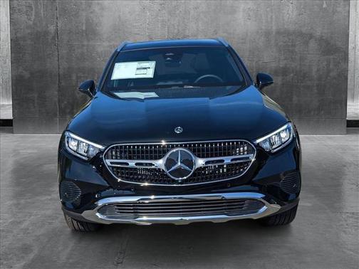 2025 Mercedes-Benz GLC 300 4MATIC