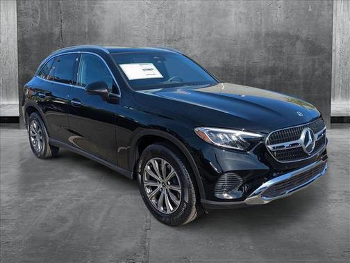 2025 Mercedes-Benz GLC 300 4MATIC