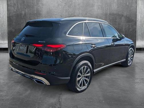 2025 Mercedes-Benz GLC 300 4MATIC