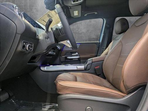 2025 Mercedes-Benz GLB 250 4MATIC