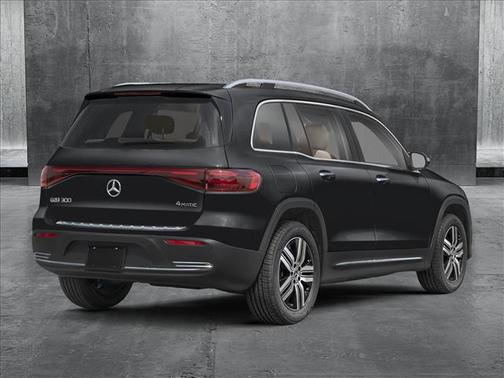 2025 Mercedes-Benz EQB 300 4MATIC