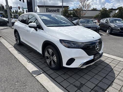 Polar White 2023 Mercedes-Benz EQE 350 4MATIC