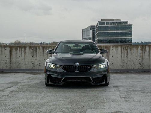Black Sapphire Metallic 2019 BMW M4 Base