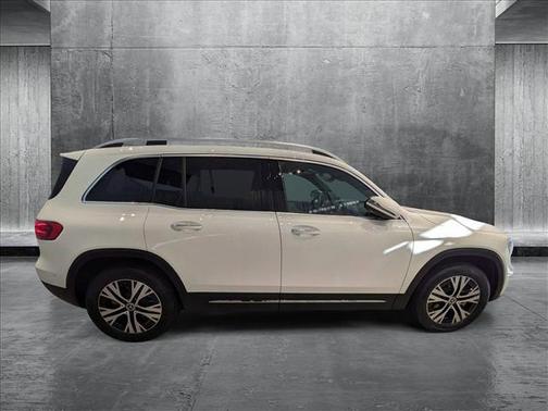 2025 Mercedes-Benz GLB 250 4MATIC