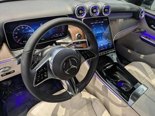 2025 Mercedes-Benz GLC 350e Base