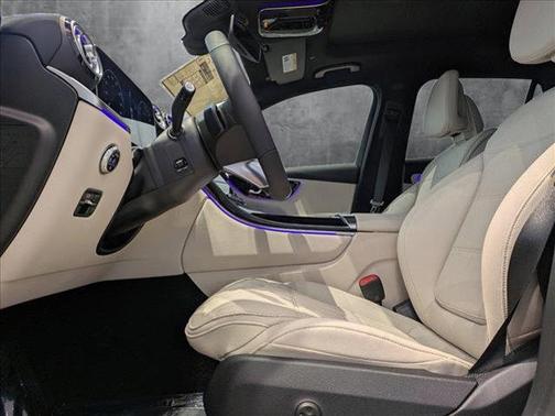 2025 Mercedes-Benz GLC 350e Base