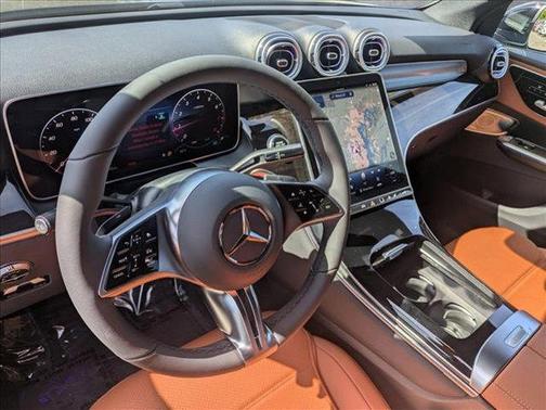 2025 Mercedes-Benz GLC 300 4MATIC
