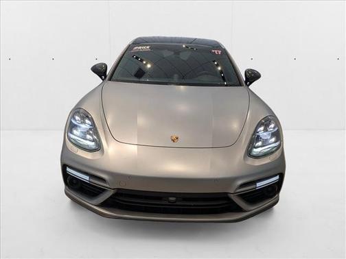 2017 Porsche Panamera Turbo