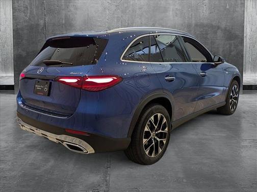 2025 Mercedes-Benz GLC 350e Base