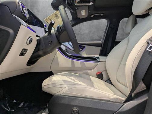 2025 Mercedes-Benz GLC 350e Base
