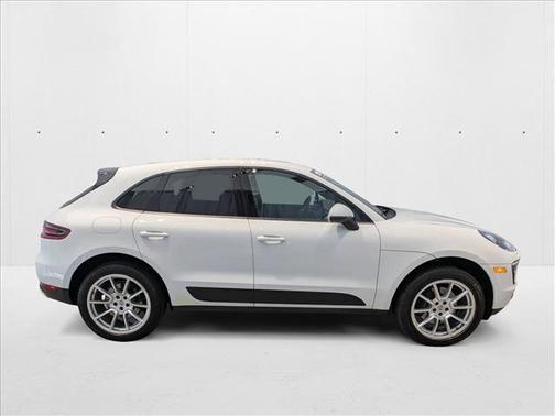 2018 Porsche Macan Sport Edition
