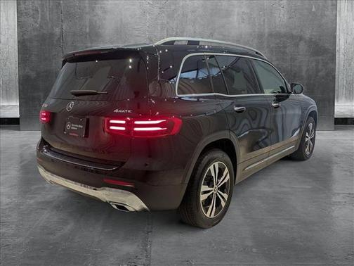 2025 Mercedes-Benz GLB 250 4MATIC