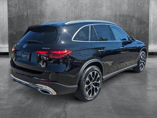 2025 Mercedes-Benz GLC 350e Base