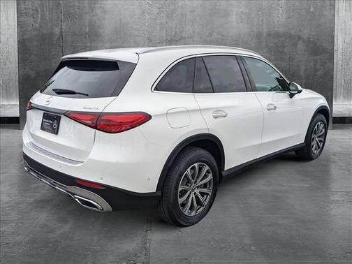 2025 Mercedes-Benz GLC 300 4MATIC